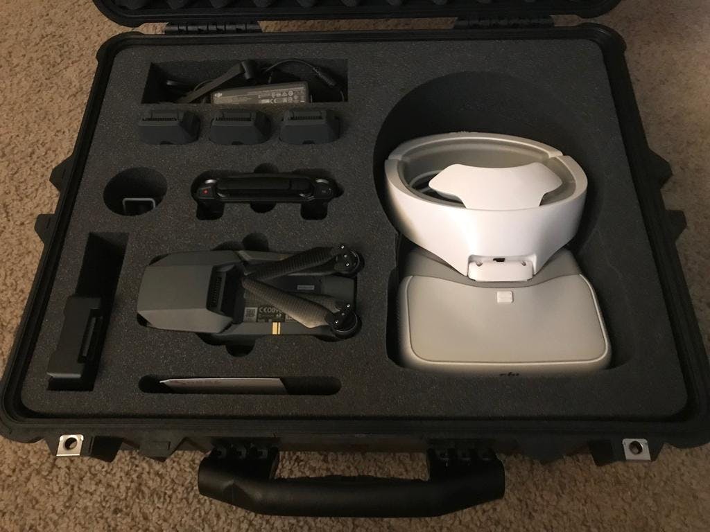 Pelican Case 1510 with Custom Foam Insert for Oculus Rift (2 Sensors